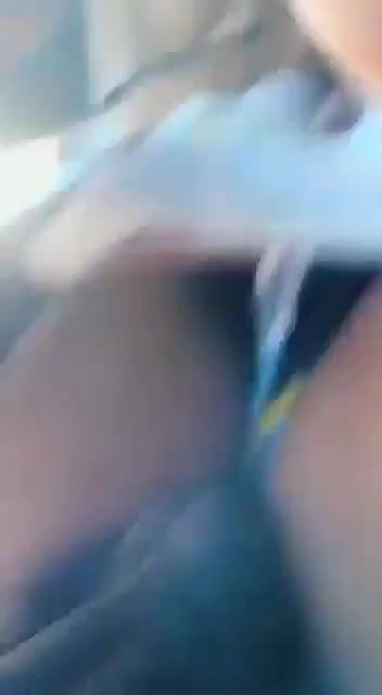 Indian girl blowjob to her boyfriend viral sucking