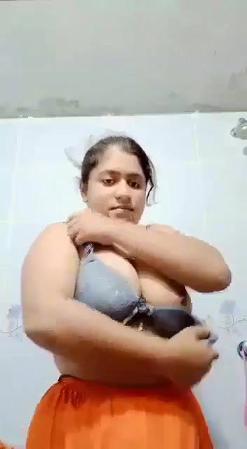 salwar suit girl stripping and playing with boobs