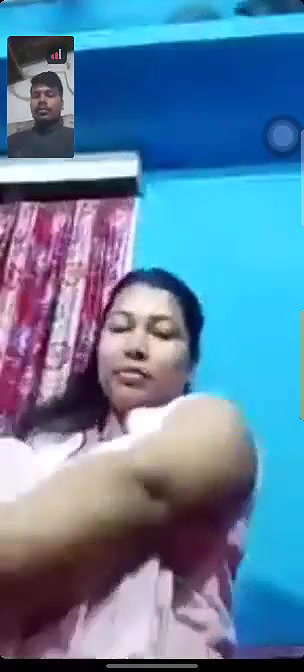 cheating wife video call boobs and pussy expose