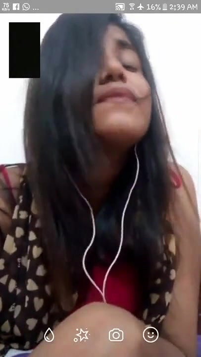 college girl sexy boobs showing on video call