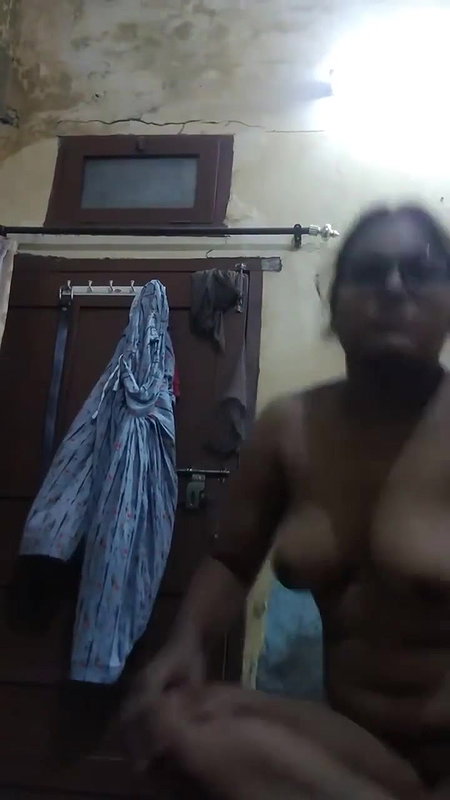 mature aunty stripping videos fully uploaded