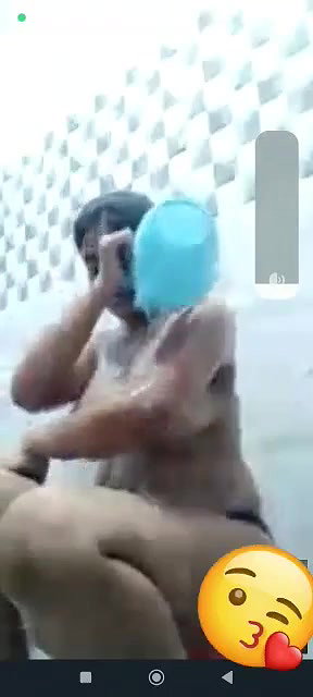 Indian girl selfie nude bathing live on call