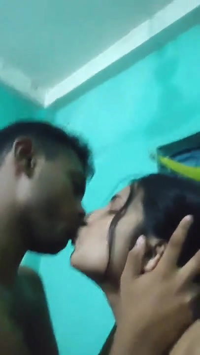 Beautiful GF Showing Hot Boobs Press Sucking Fingering Pussy Closeup