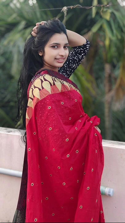 Beautiful GF Showing Hot Boobs Press Sucking Fingering Pussy Closeup