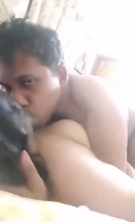 Chubby Bengali Bhabhi