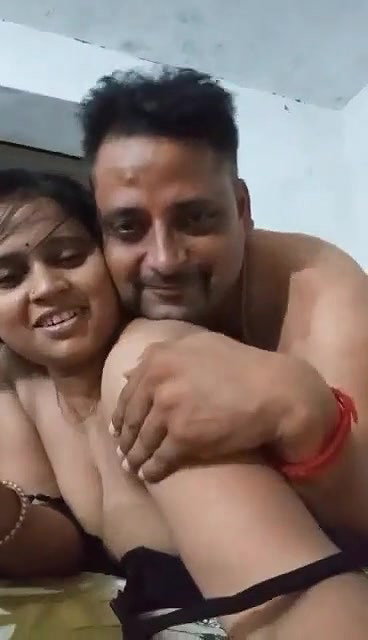 horny bhabhi boob press by lover viral sex
