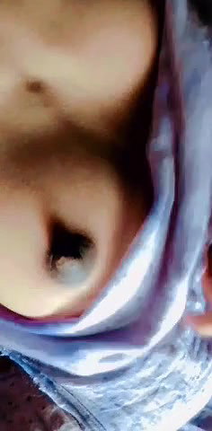 sexy girlfriend boobs show viral selfie clip