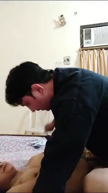 bhabhi boob press and sucking video update