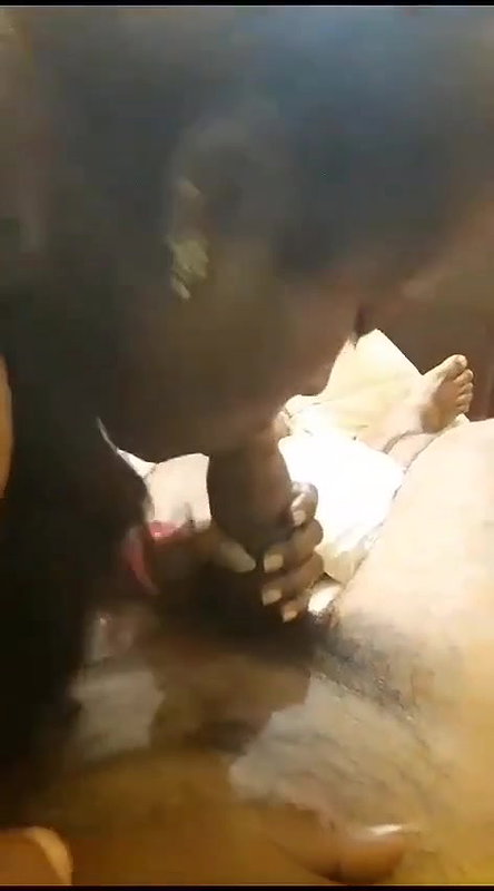 aunty naked blowjob in viral Tamil sex video