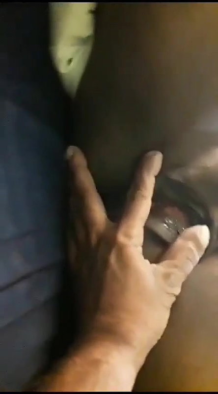 aunty naked blowjob in viral Tamil sex video
