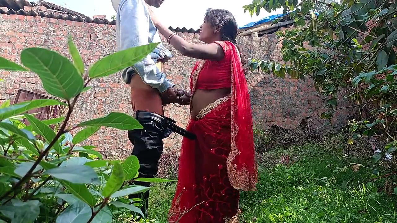 Indian porn village bhabhi outdoor sex video