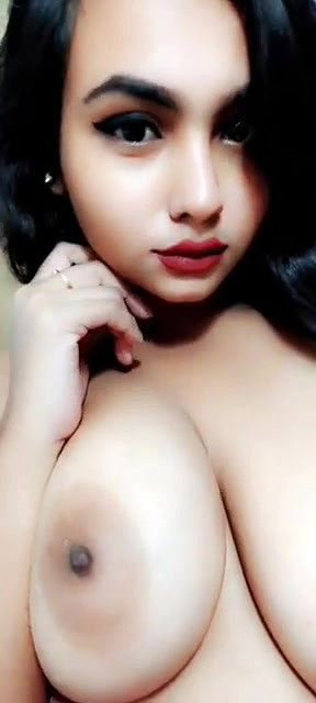 sexy girlfriend naked big boobs showing viral MMS