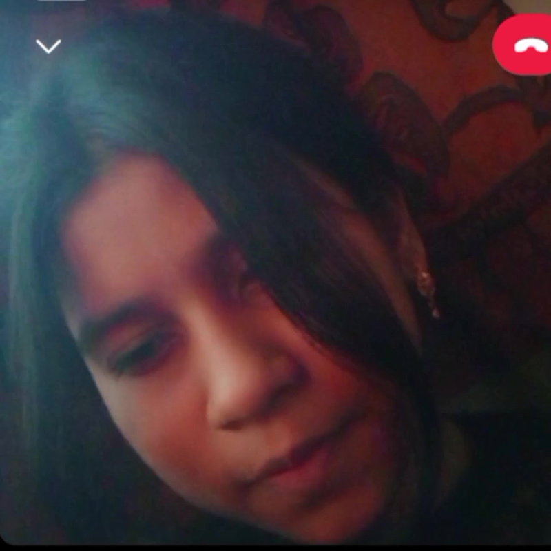 girlfriend showing round boobs on video call sex