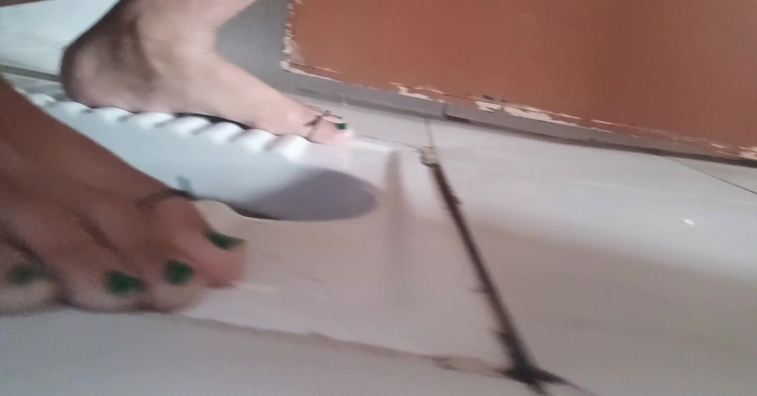 Ganv Ki bholi Ladki Ne Apne Baap Ke Samne Hi Moot Diya Chaddi Khol Ke