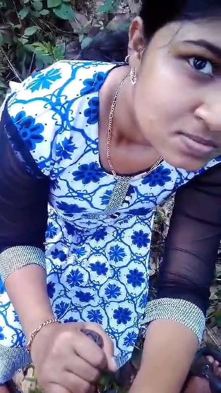mallu girlfriend outdoor sex after viral handjob