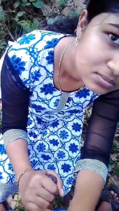 mallu girlfriend outdoor sex after viral handjob
