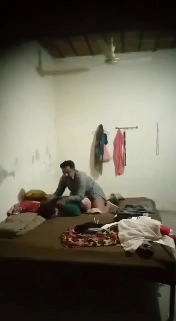 Indian couple fucking caught on viral hidden sex