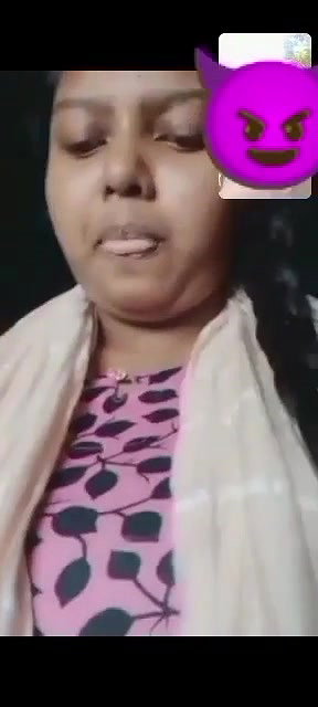 chubby girl showing her big ass freesexyindian