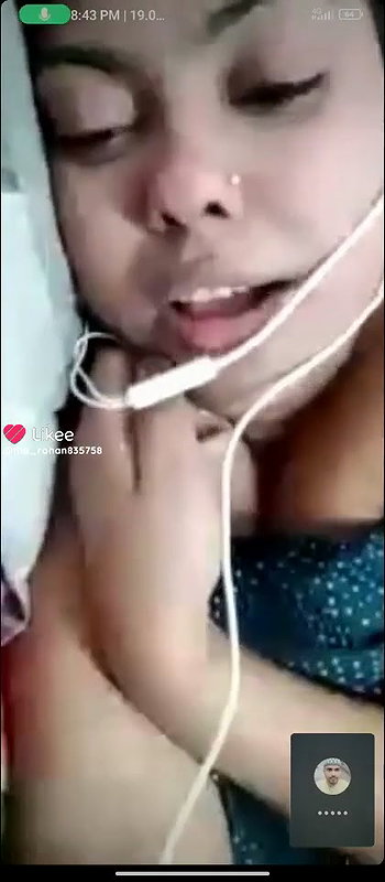 GF topless viral video call sex chat with lover