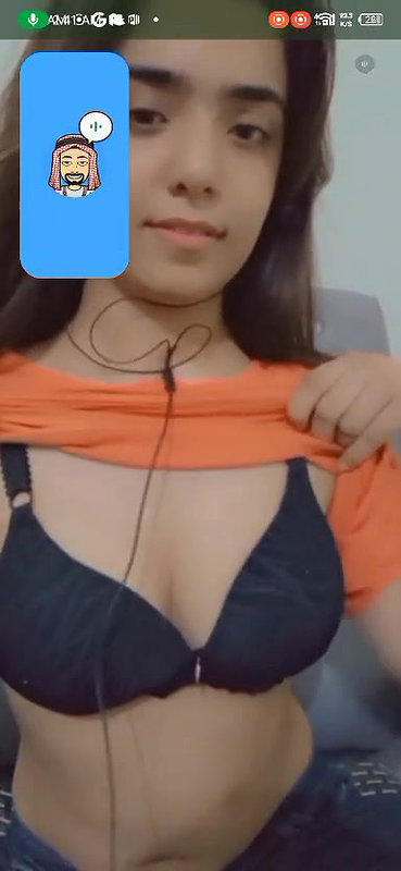 Pakistani sex college girl cleavage shown on VC