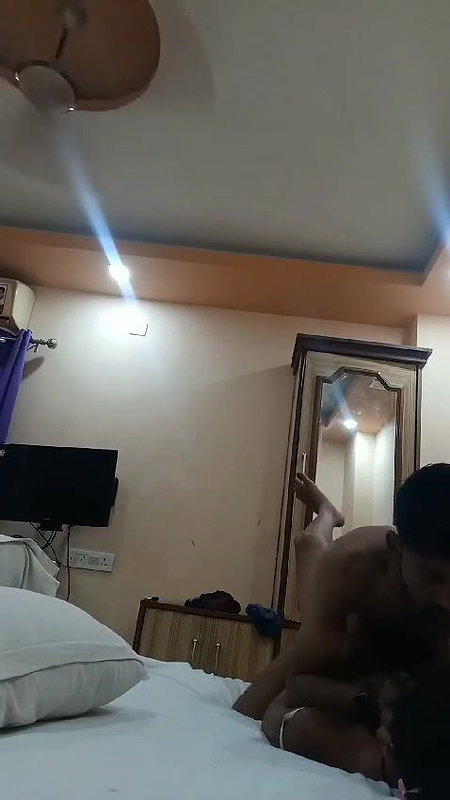 GF fucking viral Indian sex video mms in hotel