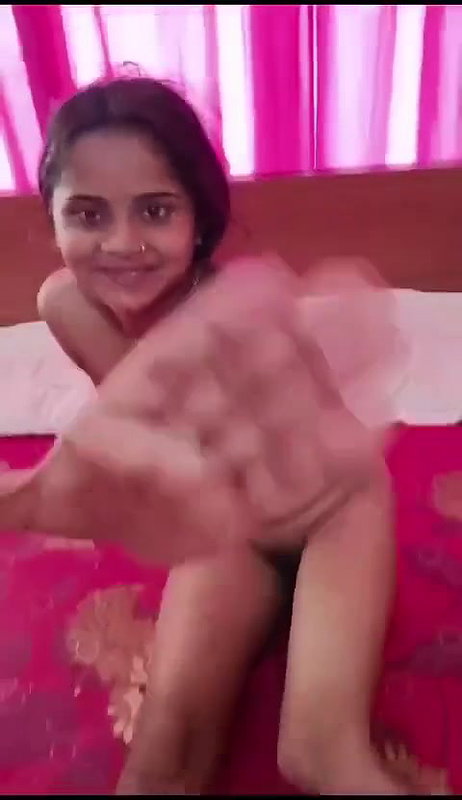 slim college sex GF fucking with lover viral clips