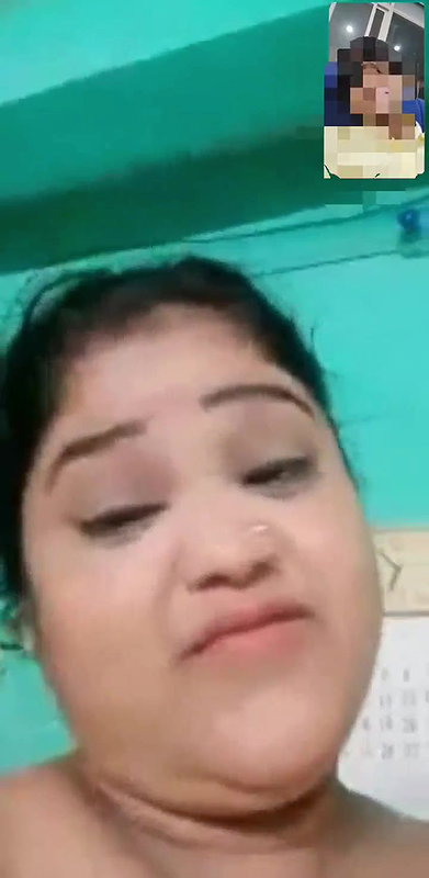 big boobs Bengali Boudi naked show on video call