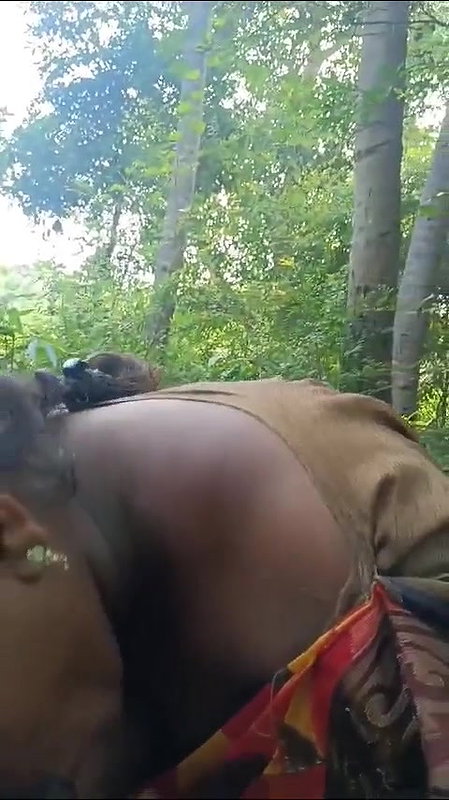 Tamil mature slut outdoor sex with customer