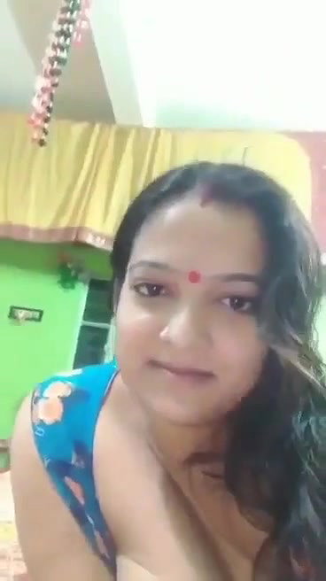 big boobs Boudi naked and viral pussy fingering
