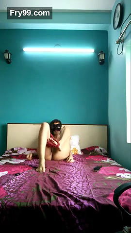 Young Mask Girl Masturbate