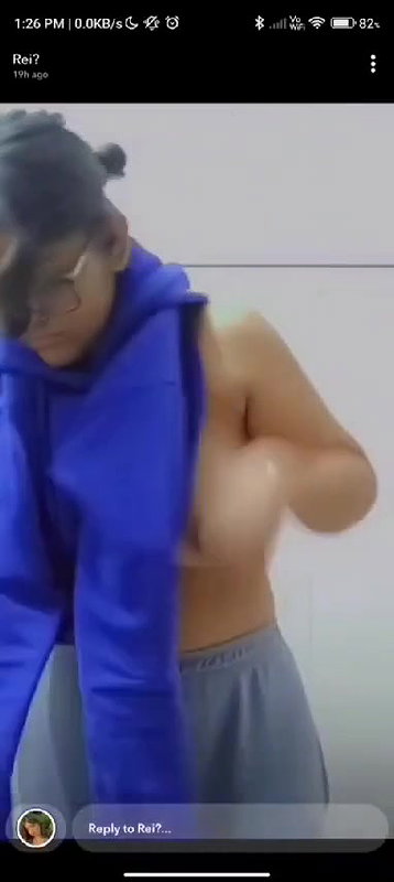 milk tanker girl showing big boobs and naked pussy