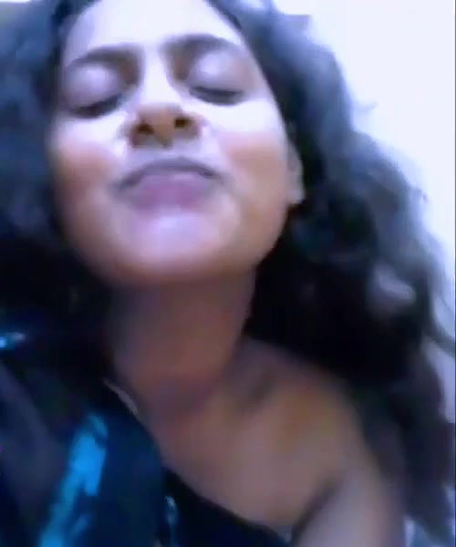 fingering pussy with moans by Tamil sex aunty