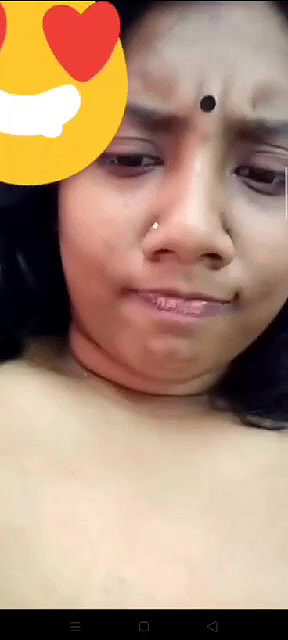 WhatsApp video call showing big boobs hot GF