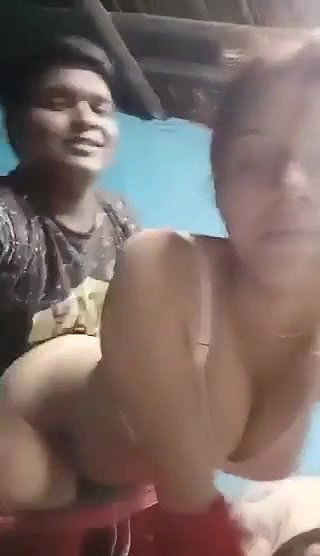 young village Desi couple sex at home viral MMS