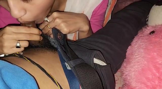 Assamese cute girl viral Indian blowjob to lover