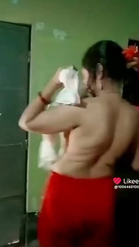 village bhabhi boob show and bareback viral MMS