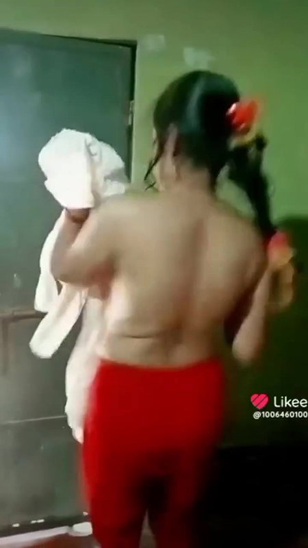 village bhabhi boob show and bareback viral MMS