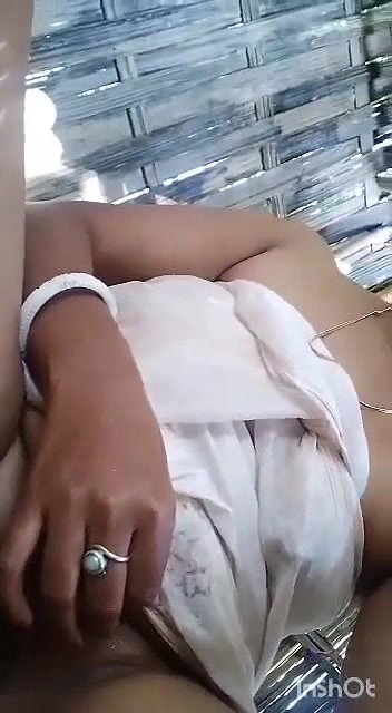 bhabhi Indian pussy pics and video for lover
