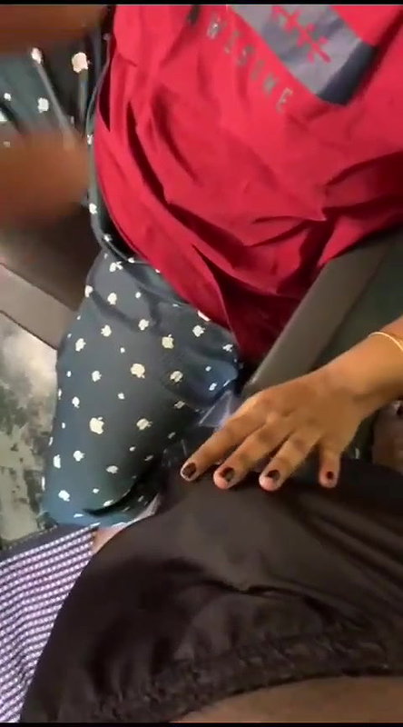 mallu Indian blowjob hottie sucking big dick