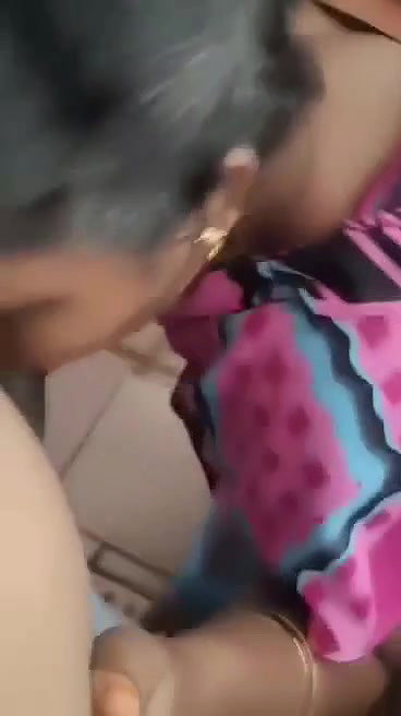 Tamil maid boobs show and blowjob to house owner