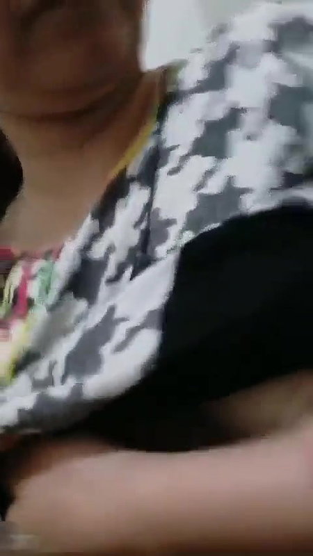 Beautiful Pakistani girl boob show selfie leaked