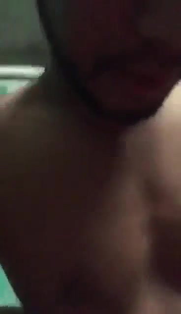 Desi lovers making their fuck video on mobile cam