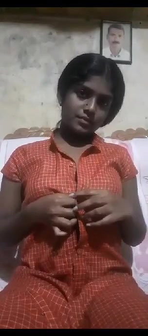 Indian Tamil girl showing boobs and pussy