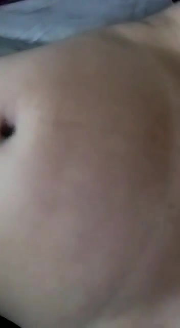 Bangladeshi hijab girl boobs show with mole