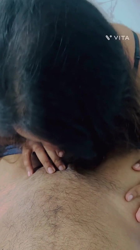 hot girlfriend Indian blowjob with boob slip