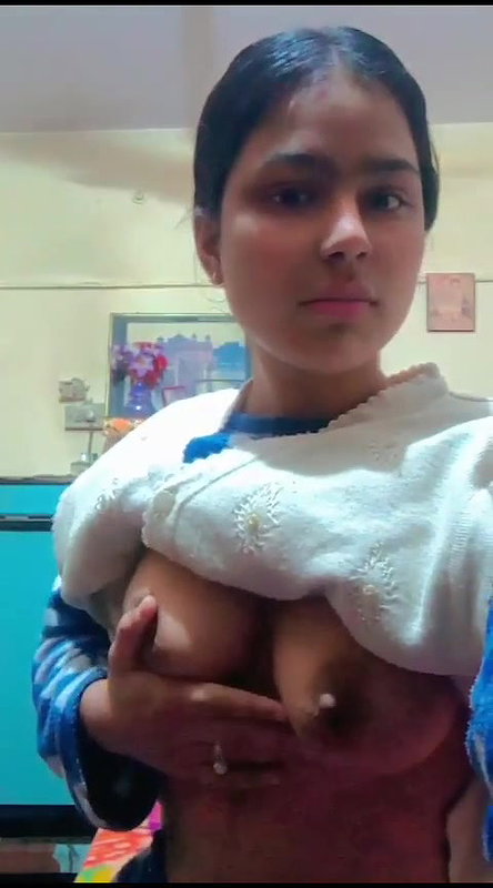desi girl topless boobs show video for boyfriend