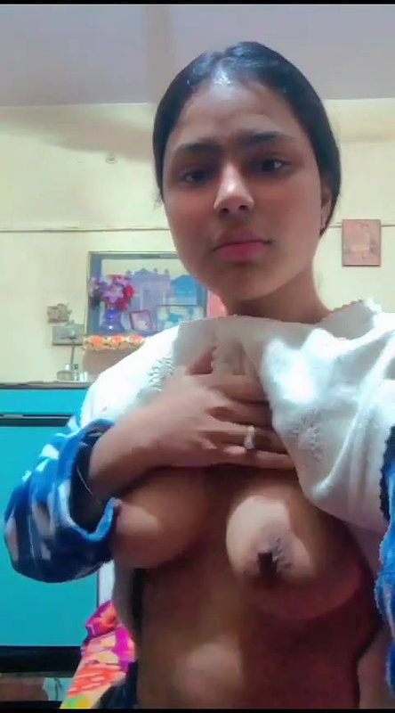 desi girl topless boobs show video for boyfriend