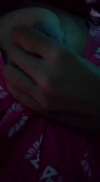 girlfriend boobs show and pressing viral selfie