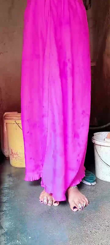 village bhabhi nude bath before Devar viral MMS