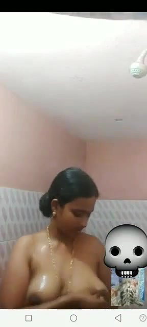 big boobs wife naked bathing viral video call